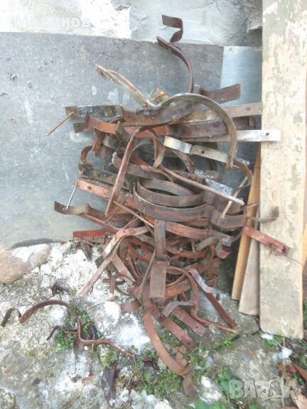 Скоби за поцинкован улук 80+ броя, снимка 1