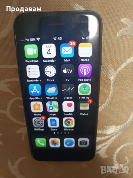 iphone SE 2020 - добро състояние , снимка 1