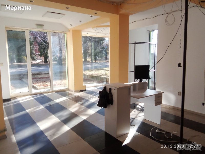 магазини Белене център , снимка 1