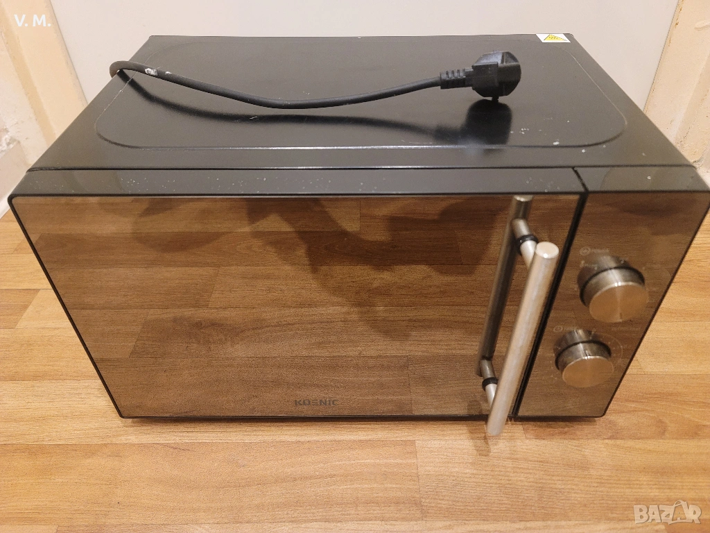 Микровълнова Koenic KMW 1221 B (700W) от Германия, снимка 1