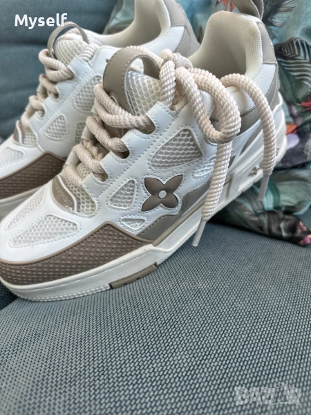 Нови LV 42 номер без кутия , снимка 1