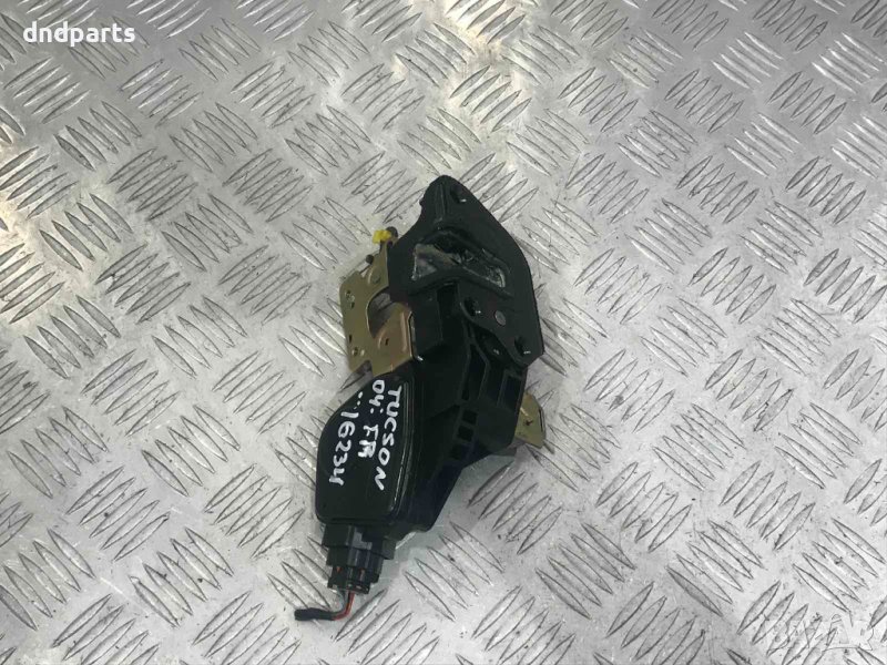 Брава Hyundai Tucson,2005г.(предна дясна), снимка 1