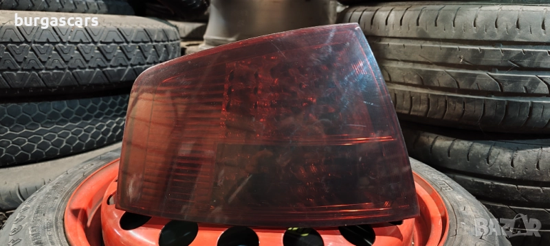 Стоп ляв външен 4E0945095C Audi A8 D3 - 200лв, снимка 1