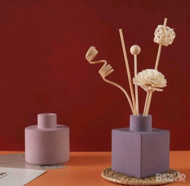 Молд ваза два вида - кръгла и квадратна, снимка 1