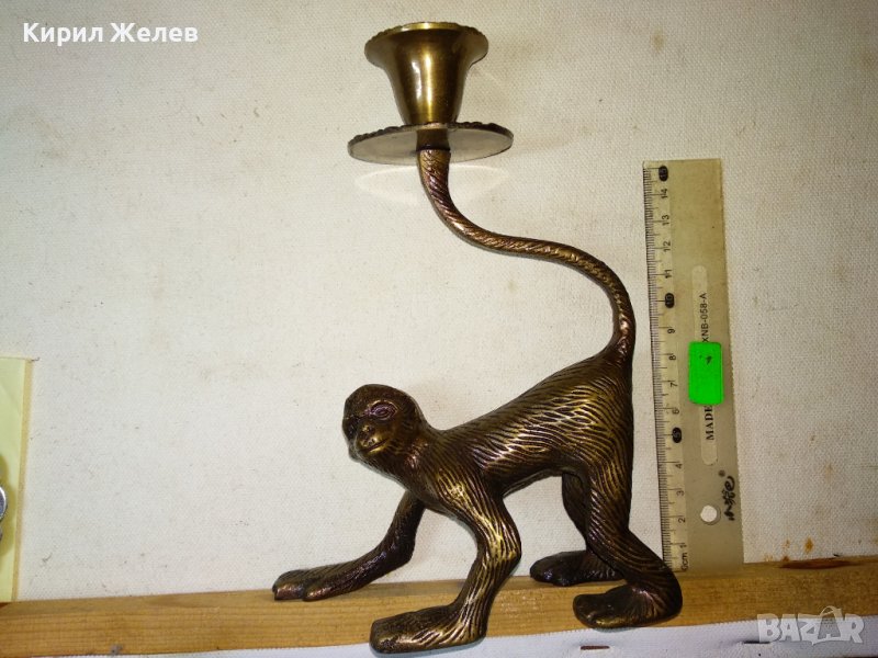 ГОЛЯМ ЕФЕКТЕН ФИГУРАЛЕН МЕТАЛЕН СВЕЩНИК - МАЙМУНКА МНОГО СИМПАТИЧЕН За АРТ ИНТЕРИОР КОЛЕКЦИЯ 42706, снимка 1