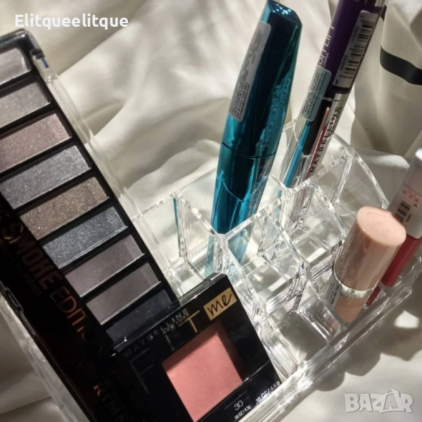 Компактен и стилен органайзер за козметика и аксесоари, снимка 1