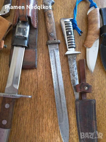 Продавам сет стари щитове и ножки., снимка 1