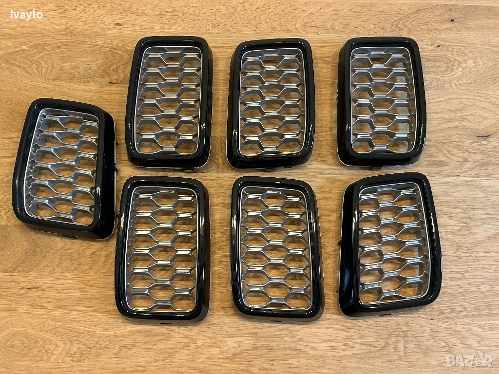 Оригинални Решетки Jeep Grand Cherokee WK2 2017 Altitude, снимка 1