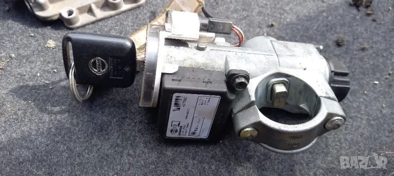 Контактен ключ за Nissan Primera III P12 , снимка 1