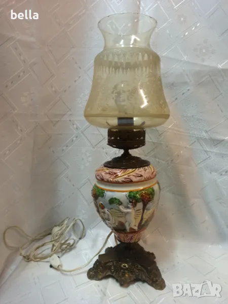 Антикварна висока настолна лампа Capodimonte, снимка 1