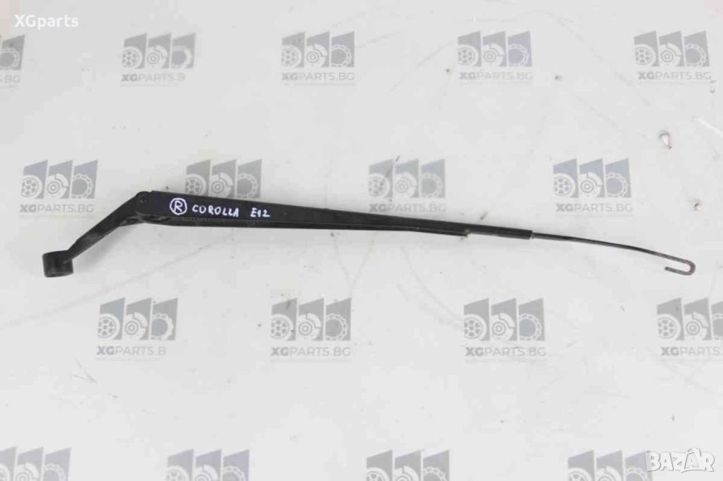 Дясно рамо чистачка за Toyota Corolla E12 (2001-2007), снимка 1
