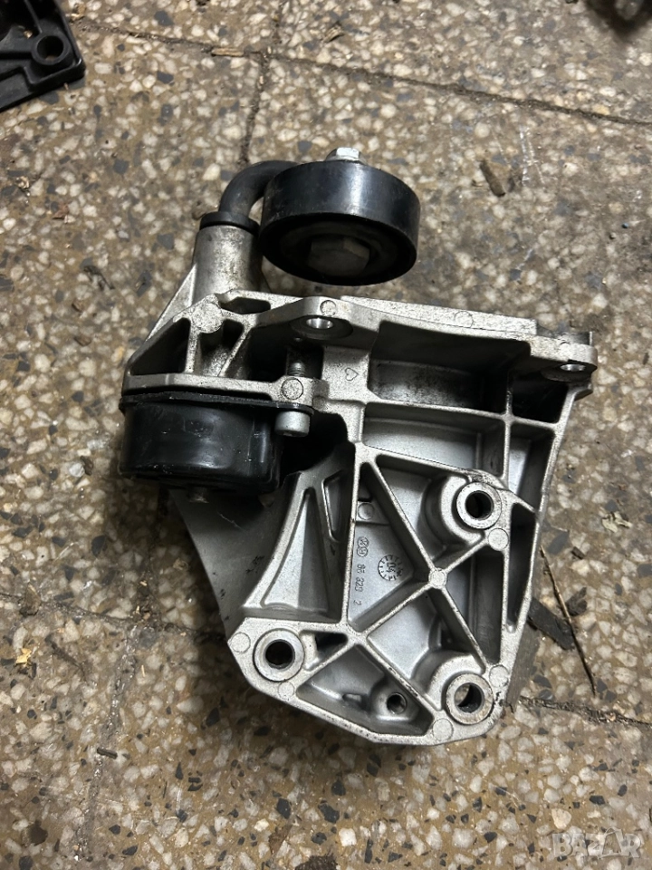 обтегач BMW M57 конзола  обтяжна ролка планка 7786708-05 X5 E53 E60 E61 , снимка 1