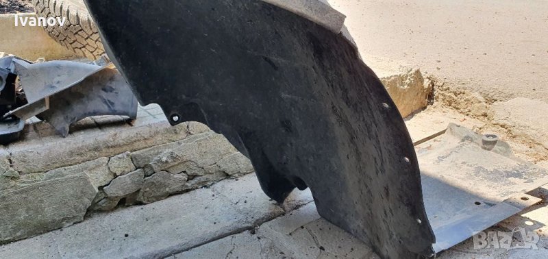 Преден ляв подкалник за бмв е46 купе кабрио , снимка 1