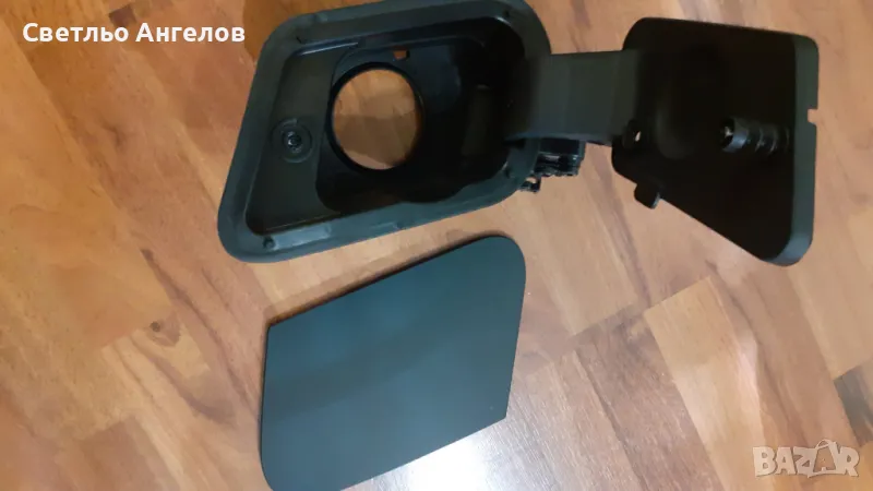 Hyundai i20 2023г комплект капак за резервоар (нов), снимка 1