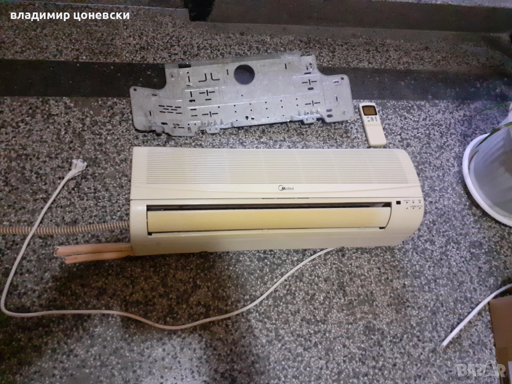 Вътрешно работещо тяло  и дистанционно за климатик Midea, снимка 1