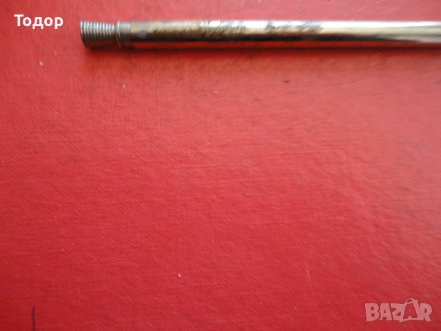 Позлатен молив за очи Mayvoline Velvet Black, снимка 2 - Антикварни и старинни предмети - 52647196