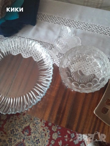 Сервиз за хранене Порцелан , снимка 8 - Сервизи - 39639526