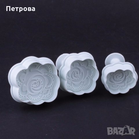 Комплект релефни резци с бутало – рози, снимка 1 - Форми - 27999657