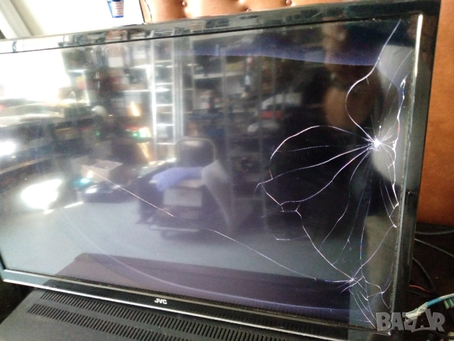 За части, телевизор JVC LT-24C680, снимка 7 - Телевизори - 51732094