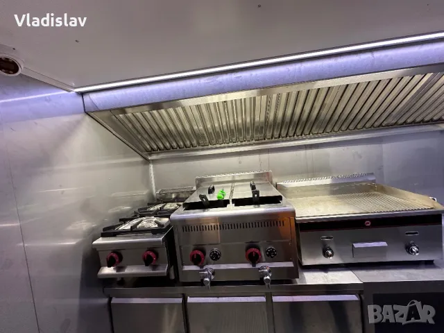 Търговска каравана / мобилна кухня, снимка 3 - Каравани и кемпери - 47368913