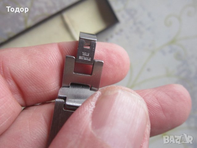 Страхотна гривна верига благородна стомана в кутия , снимка 4 - Гривни - 33122842