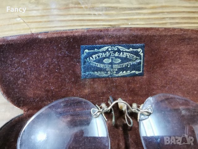 много стари очила, снимка 2 - Антикварни и старинни предмети - 43362936