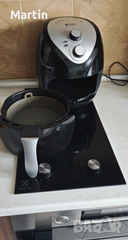 Германски Еърфрайер идеално работещ, снимка 2 - Печки, фурни - 53465452