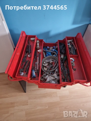 Метален куфар за инструменти  , снимка 6 - Куфари с инструменти - 53498284