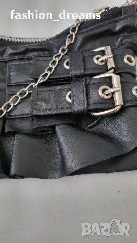 Малка черна чанта, снимка 3 - Чанти - 51315098