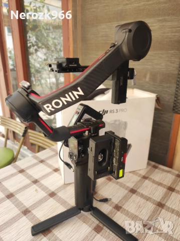 Гимбъл DJI Ronin RS 3 Pro, снимка 2 - Чанти, стативи, аксесоари - 51442535