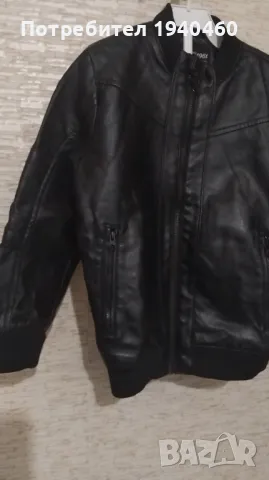  Детско кожено яке, снимка 2 - Детски якета и елеци - 47290529