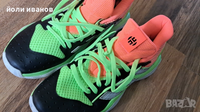 ADIDAS -мартонки за тенис на корт,нови 43 1/2