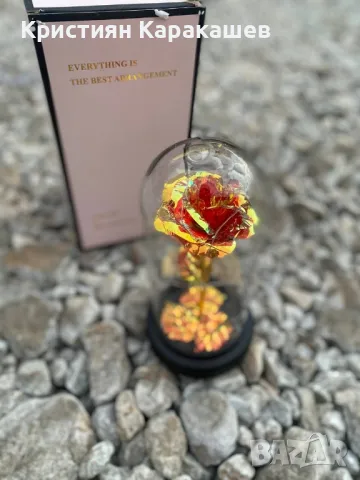 Вечна роза в стъкленица, снимка 5 - Романтични подаръци - 48092088