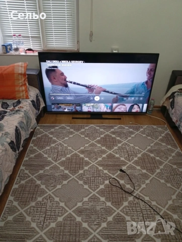 телевизор Hitachi , снимка 2 - Телевизори - 53487189