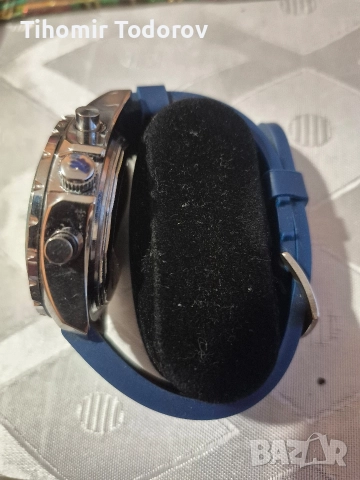 продавам чисто нов механичен часовник Breitling , снимка 2 - Мъжки - 52920711