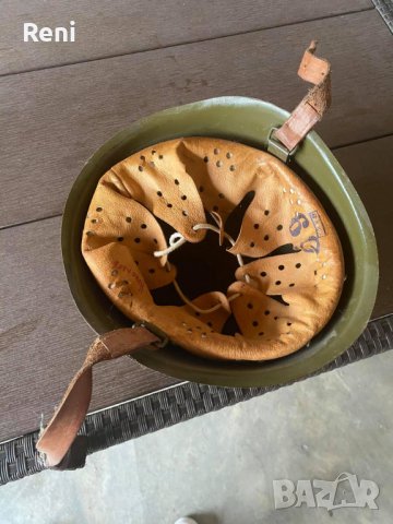 Стара военна каска, снимка 3 - Антикварни и старинни предмети - 33506172