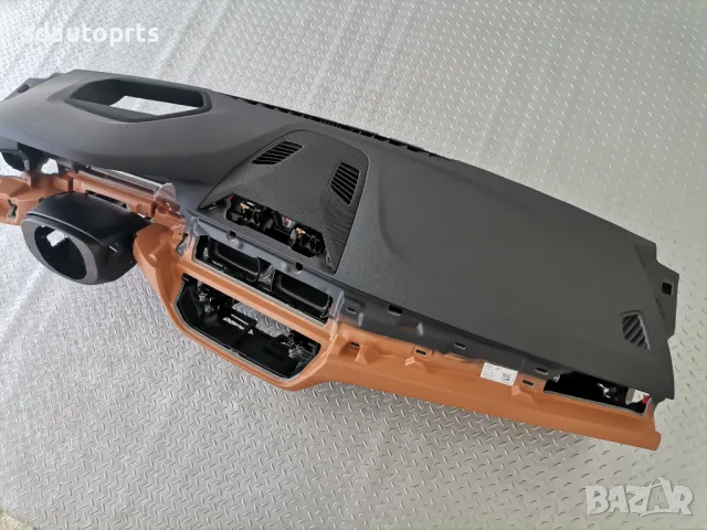 Ново Табло BMW 5 G30 G31 G38 Lci HUD Cognac гума, снимка 3 - Части - 50307616