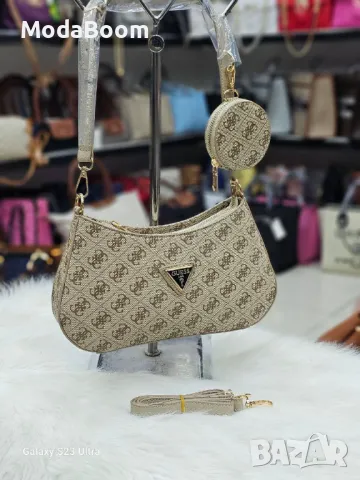 Prada дамски чанти Различни цветове , снимка 5 - Чанти - 48466378