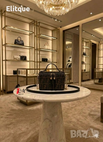 чанти fendi , снимка 4 - Чанти - 53182335