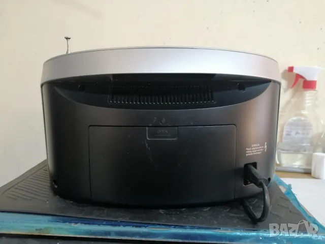 Радиоприемник GRUNDIG Music 80, снимка 4 - Радиокасетофони, транзистори - 49552025