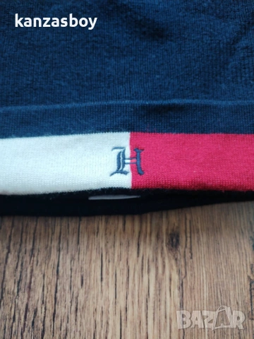 tommy hilfiger lewis hamilton winter hat - страхотна мъжка шапка КАТО НОВА, снимка 3 - Шапки - 53505650