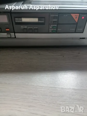 Видеокасетофон и видеокамера HITACHI VIDEO SYSTEM VT 8E & HITACHI VK C1500E, снимка 12 - Камери - 48508853