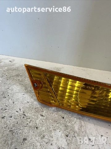 Предна дясна лампа за мигач за Jeep Cherokee KJ (2008) 55156766AE, снимка 2 - Части - 53494863