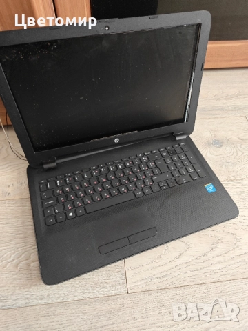 лаптоп HP 250 G4