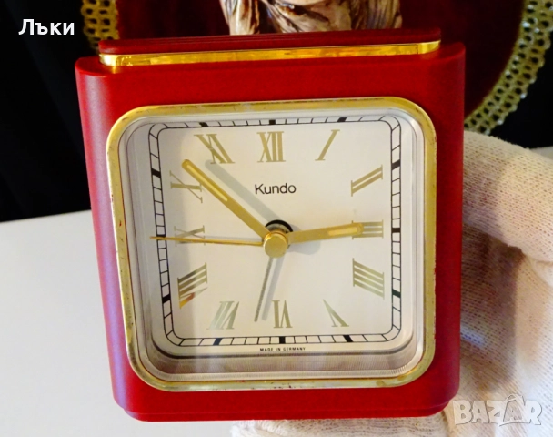 Немски настолен часовник,будилник Kundo. 