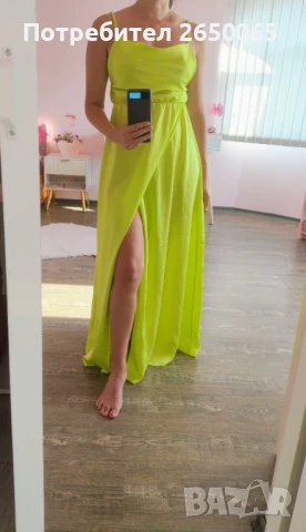 Орг.итал.рокля FENDI сатен, размер С/М. Изпращам с опция преглед преди плащане! Тел: 0899 11 22 80, снимка 3 - Рокли - 50945586