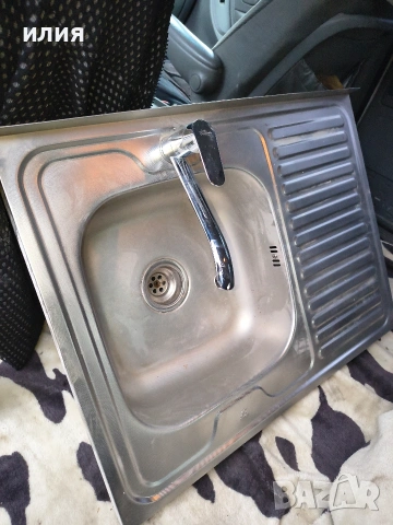 мивка със смесител като нова