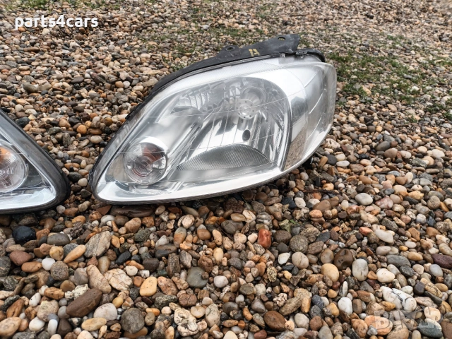 ляв и десен фар за фолксваген фокс VOLKSWAGEN FOX, снимка 3 - Части - 38529791