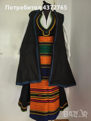 #40 Тетевенска носия , снимка 3 - Антикварни и старинни предмети - 52151711