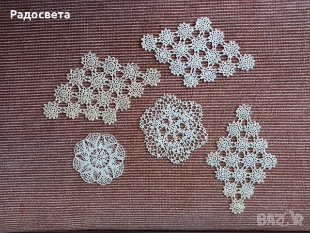 Ръчни плетива на една кука, снимка 7 - Покривки за маси - 37511951